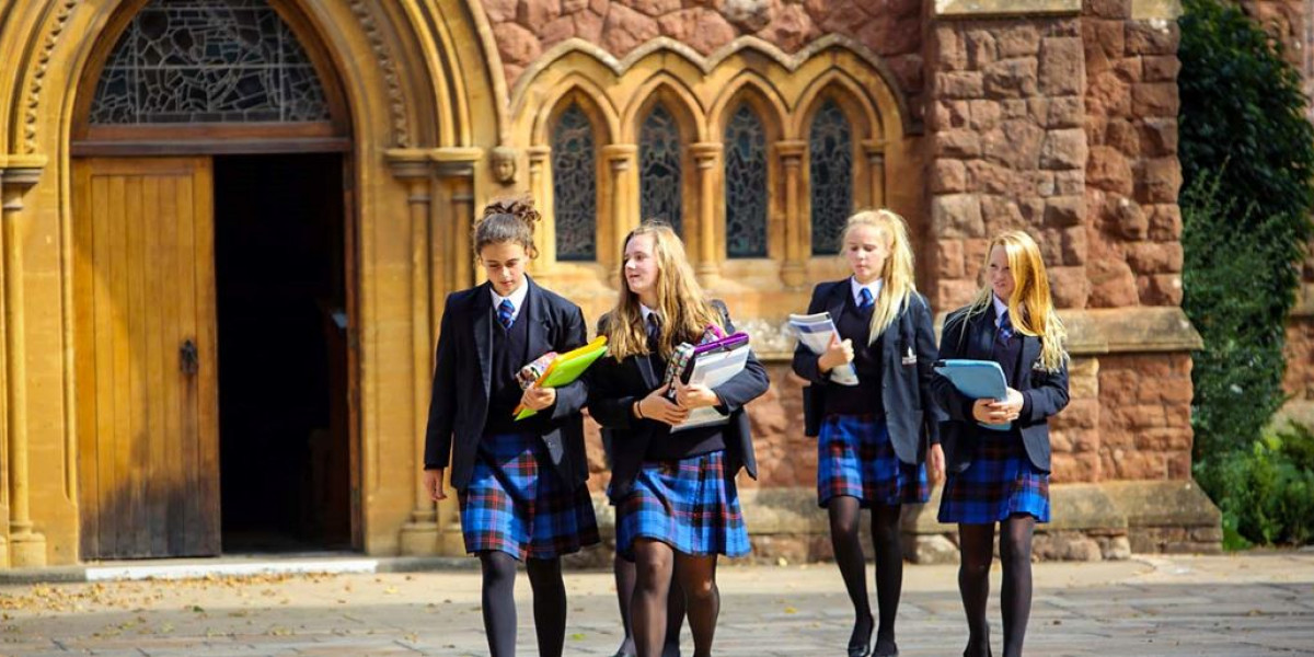 taunton_school_55d33343_hires