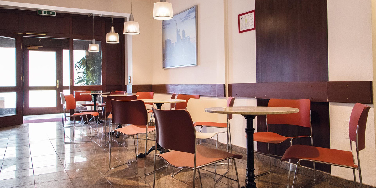did_frankfurt_cafeteria