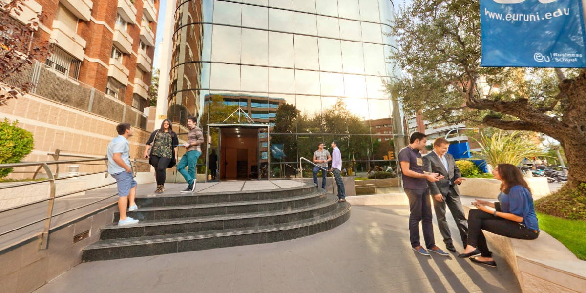 eu-business-school-barcelona-1-2