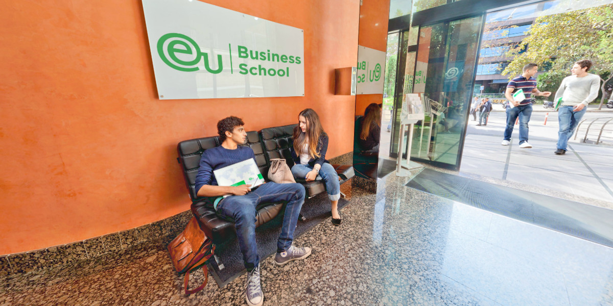 eu-business-school-barcelona-16